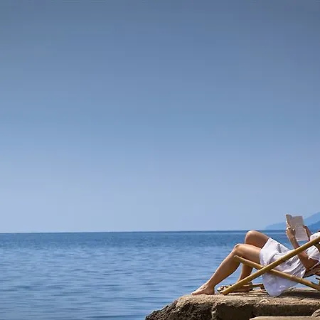 酒店 Smart Selection Belvedere 2*