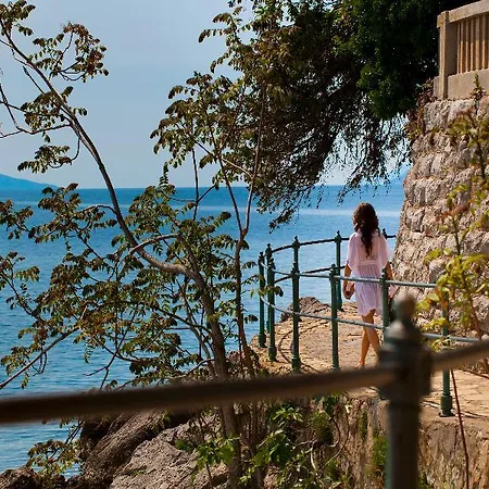 Отель Smart Selection Belvedere